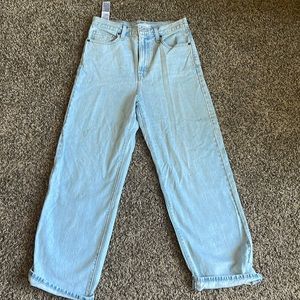Womens Levi jeans